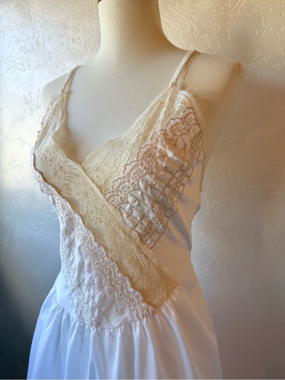 Vintage 80s Victoria’s Secret Gold Crown Label Union Made Lace Maxi Nightgown